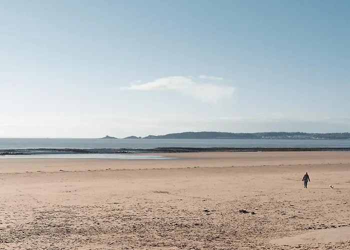 Beach On The Doorstep Meridian Tower Marina Swansea